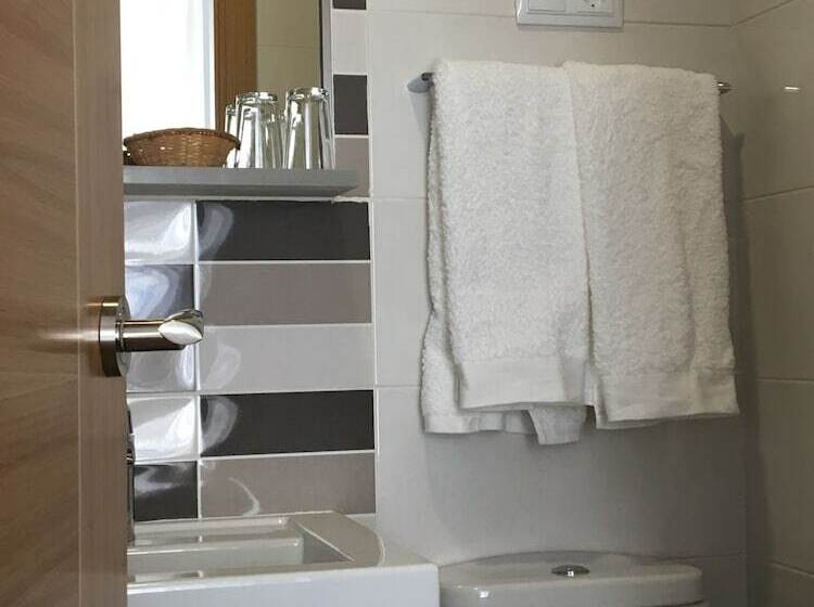 اتاق استاندارد, Hostal Carracedo