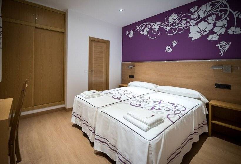 اتاق استاندارد, Hostal Carracedo