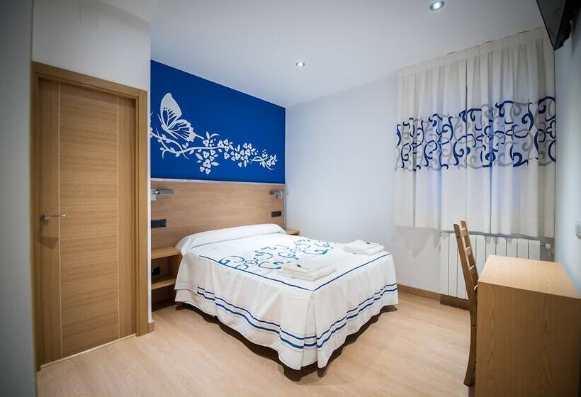 اتاق استاندارد, Hostal Carracedo