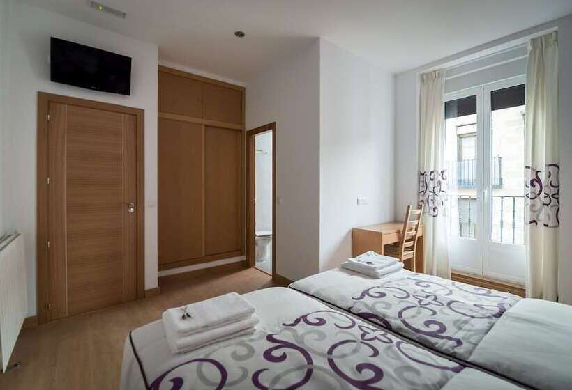 اتاق استاندارد, Hostal Carracedo