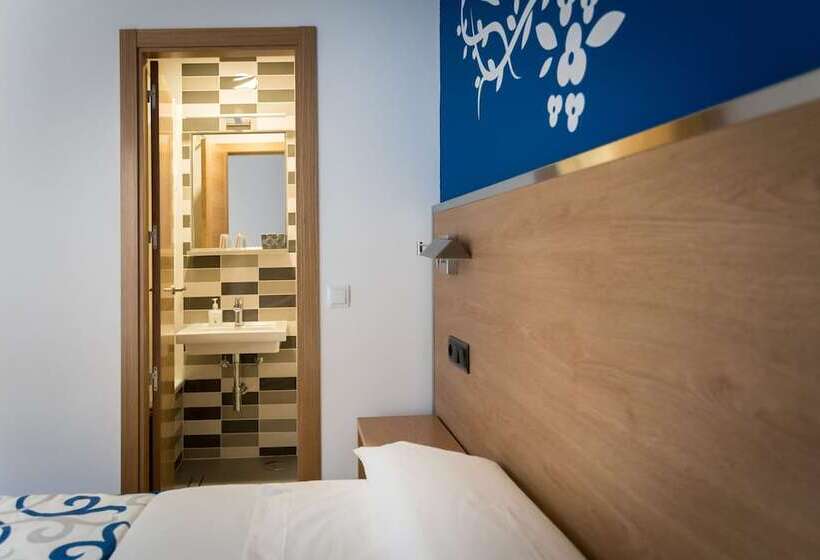 اتاق استاندارد, Hostal Carracedo