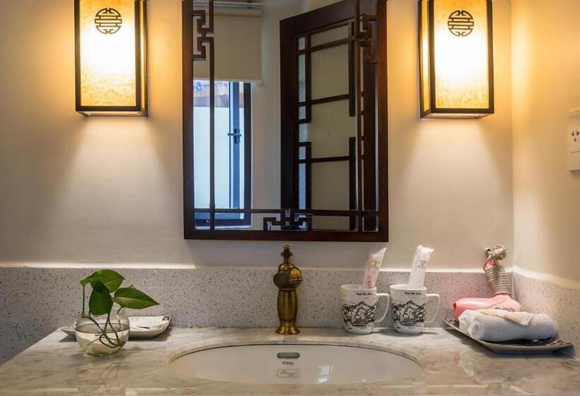 اتاق لوکس با چشم‌انداز استخر, Hoi An Field Boutique Resort & Spa
