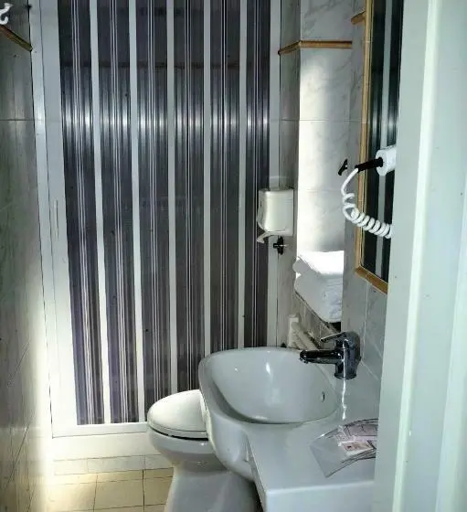 Standard Yhden Hengen Huone, Il Casale