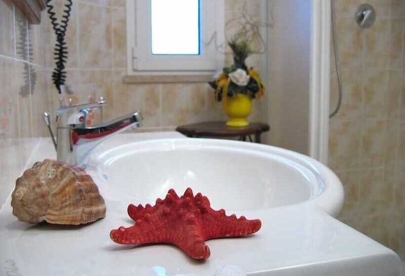 غرفة عائلية, Olimpia