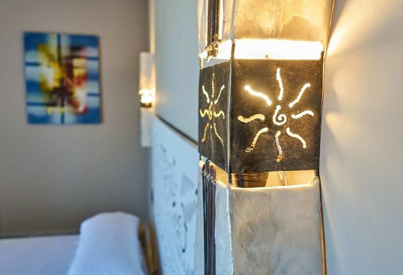 スタンダードルーム, Tarifa Lances By Qhotels