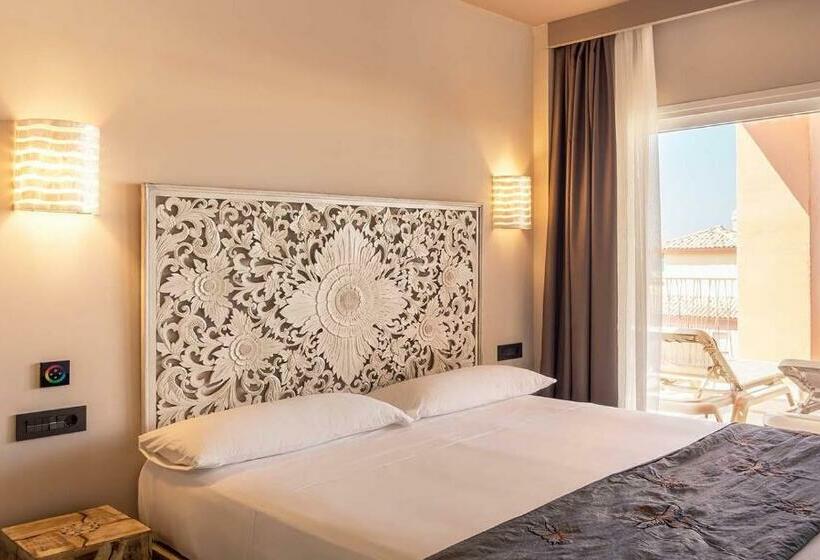 プールの見えるデラックスルーム, Tarifa Lances By Qhotels