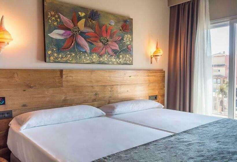 プールの見えるデラックスルーム, Tarifa Lances By Qhotels