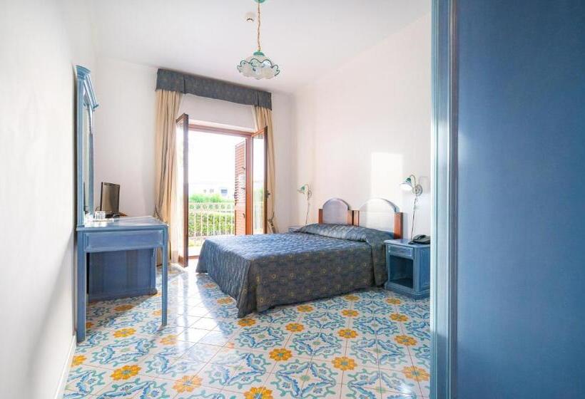 スタンダードルーム, Martinica