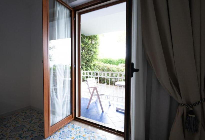 ファミリールーム, Martinica