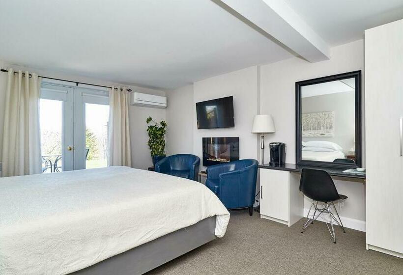 디럭스 룸 킹사이즈 침대, Auberge Aux Deux Pères