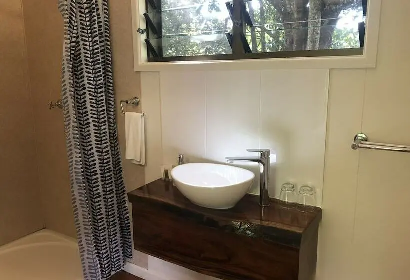 Standard-studio Parivuode, Cape Trib Farm