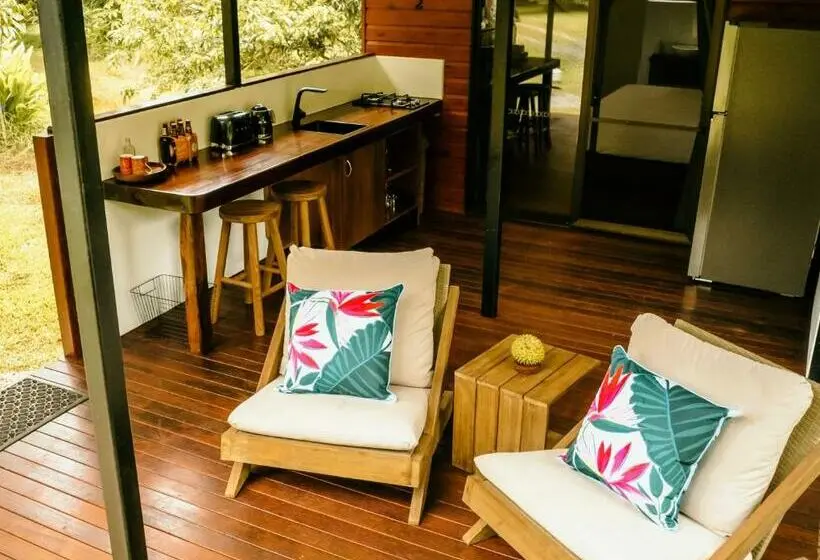 Standard-bungalow, Cape Trib Farm