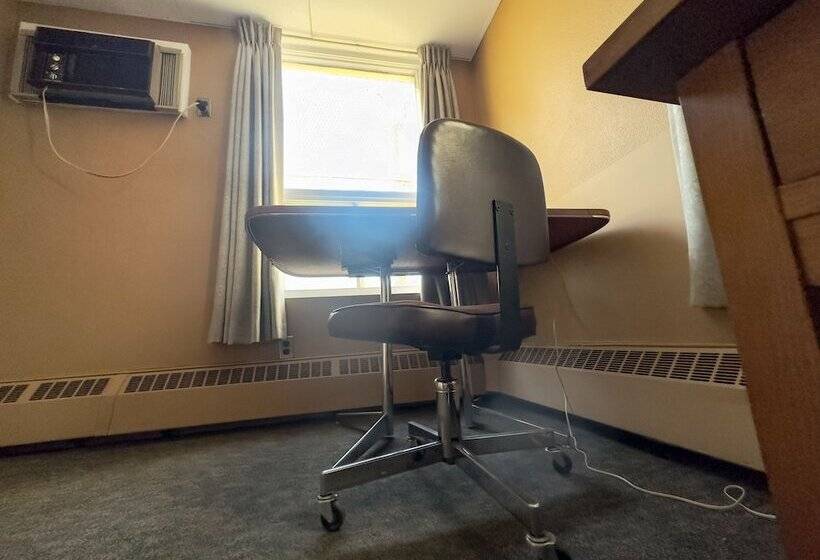 חדר סטנדרט שתי מיטות זוגיות, Capone's Hideaway Motel