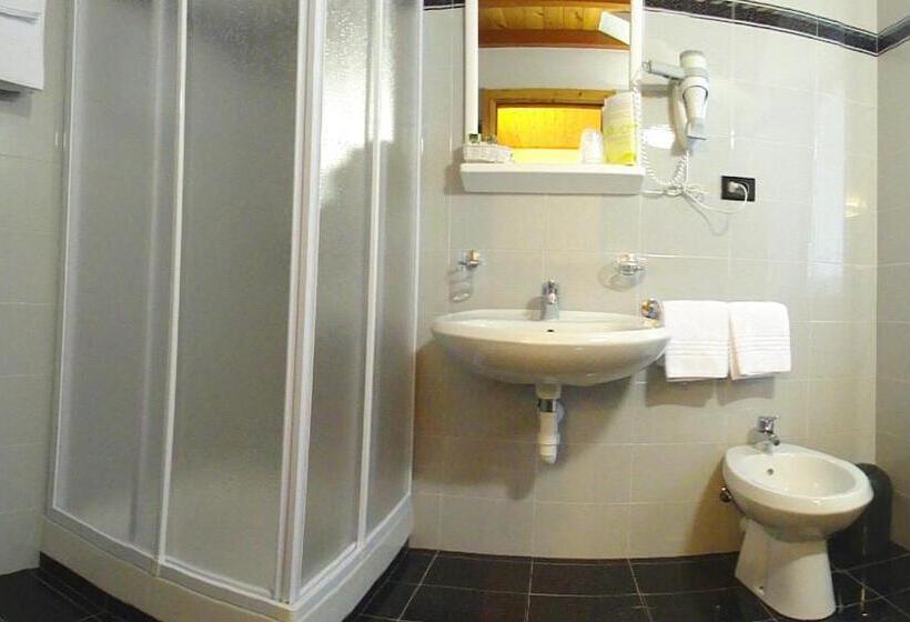 스탠다드 룸, Le Clocher