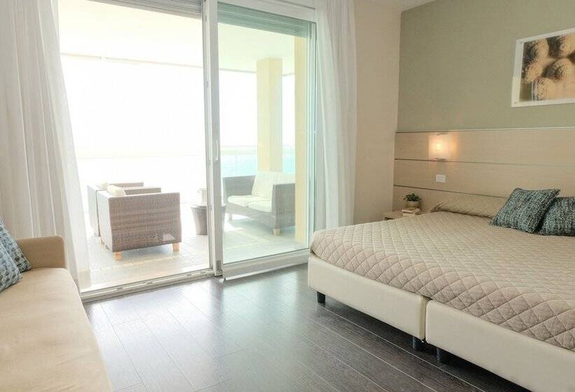 측면 바다 전망 스탠다드 3인룸, Orizzonte