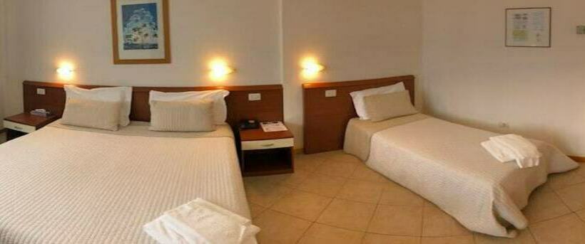 غرفة سوبيريور, Petrarca