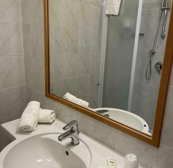 غرفة قياسية, Petrarca