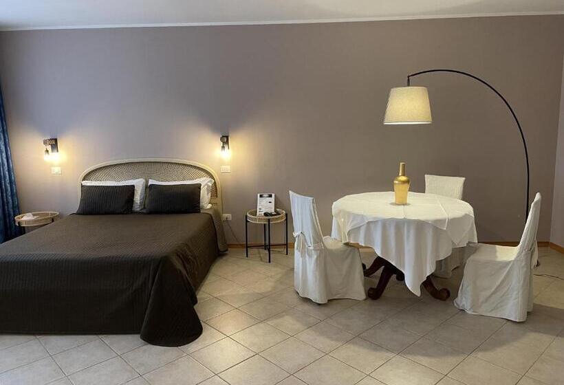 غرفة ديلوكس, Petrarca