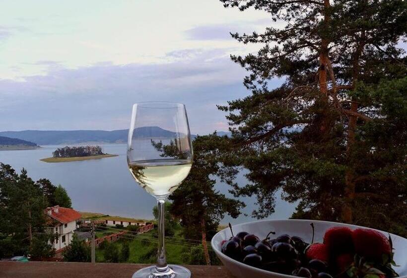 דירת שני חדרים, Villa Santa Maria