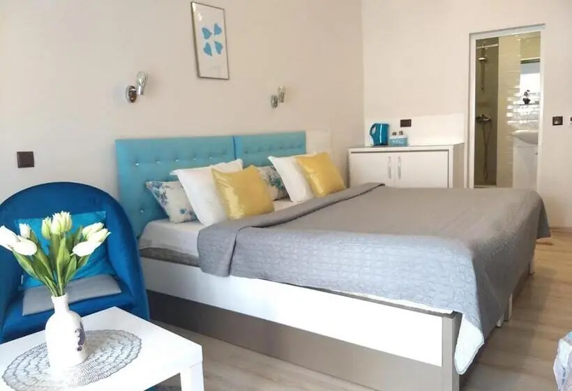スタンダードルーム, White Rose Guest Rooms