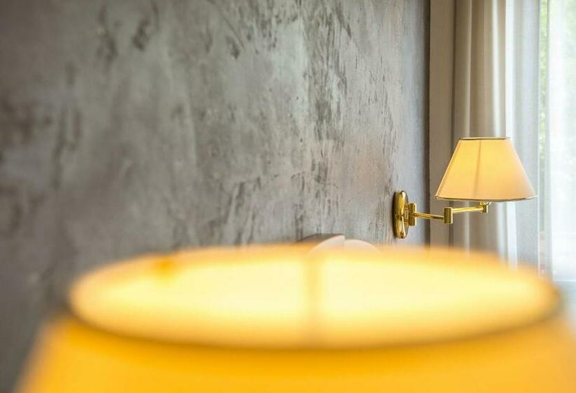 バルコニー付きスタンダードルーム, Zum Tiroler Adler