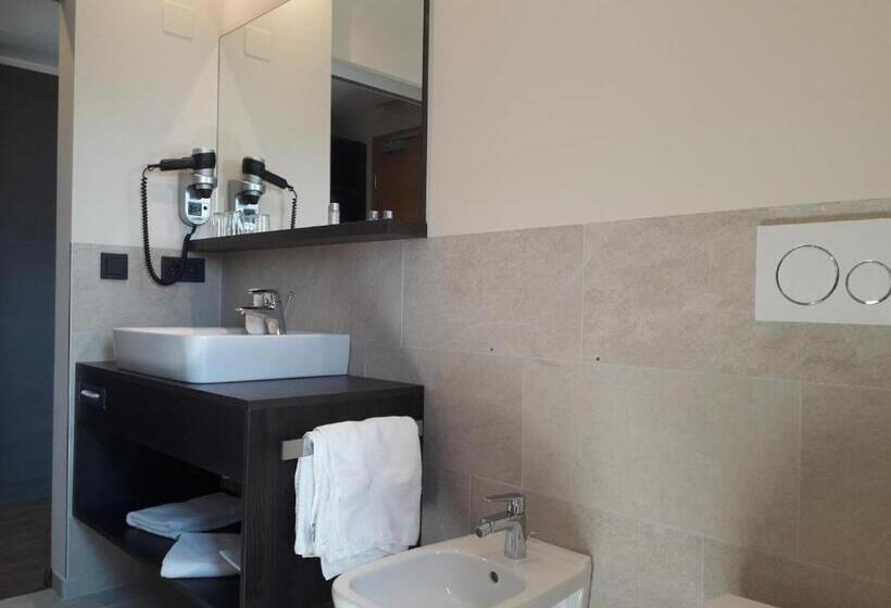 バルコニー付きデラックスルーム, Zum Tiroler Adler