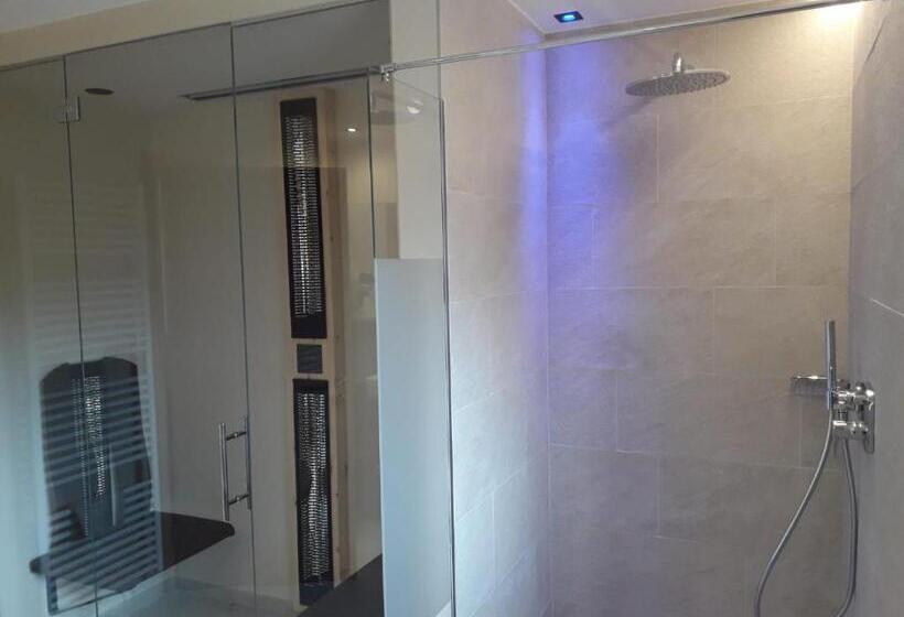 バルコニー付きデラックスルーム, Zum Tiroler Adler