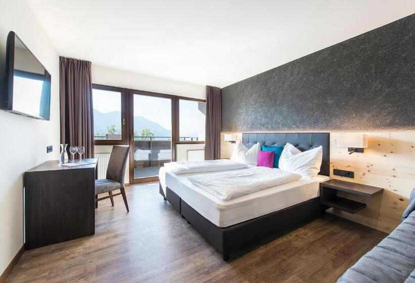 バルコニー付きデラックスルーム, Zum Tiroler Adler