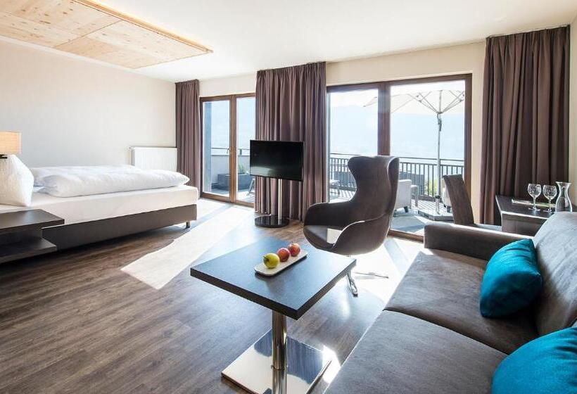 テラス付きジュニアスイート, Zum Tiroler Adler