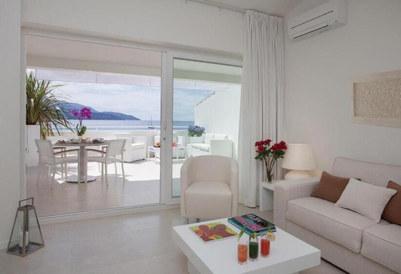 سوییت با چشم‌انداز دریا, Baia Bianca Suites