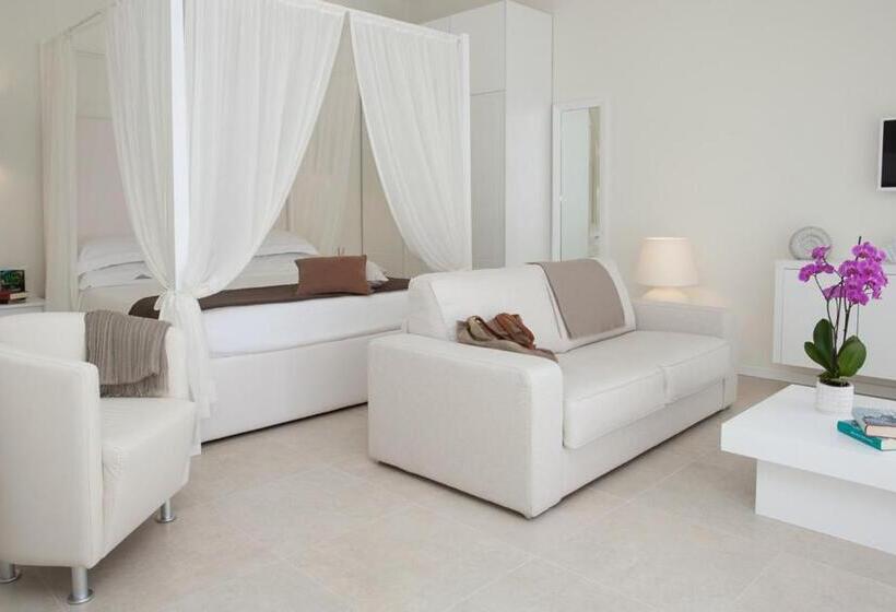اتاق استاندارد با تخت بزرگ, Baia Bianca Suites