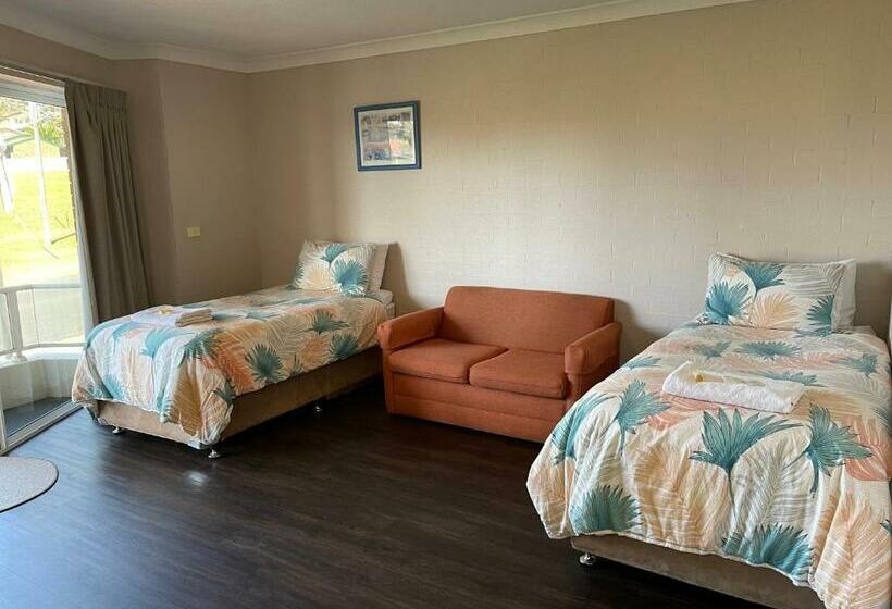 סוויטה, Ulladulla Harbour Motel