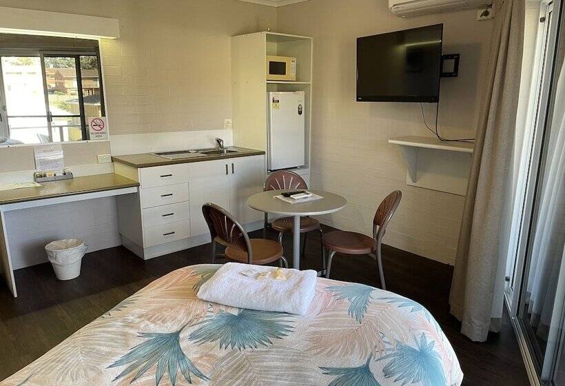 스위트, Ulladulla Harbour Motel