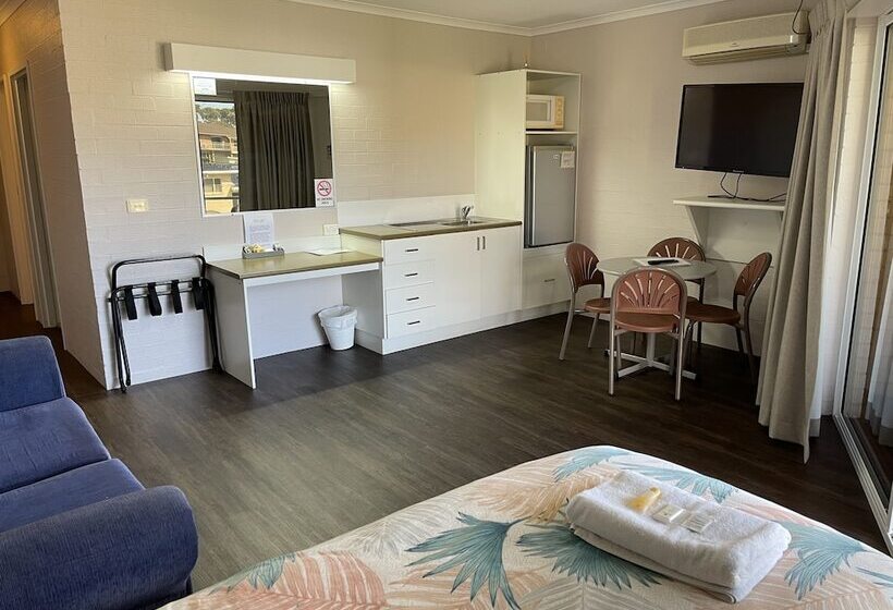 סוויטה, Ulladulla Harbour Motel