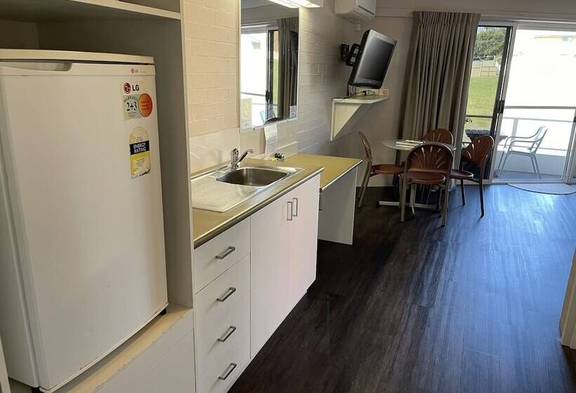 סוויטה, Ulladulla Harbour Motel