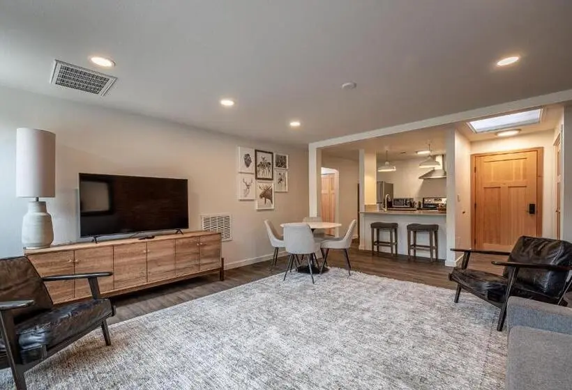 １ベッドルームのデラックスアパートメント, Bavarian Lodge Suites