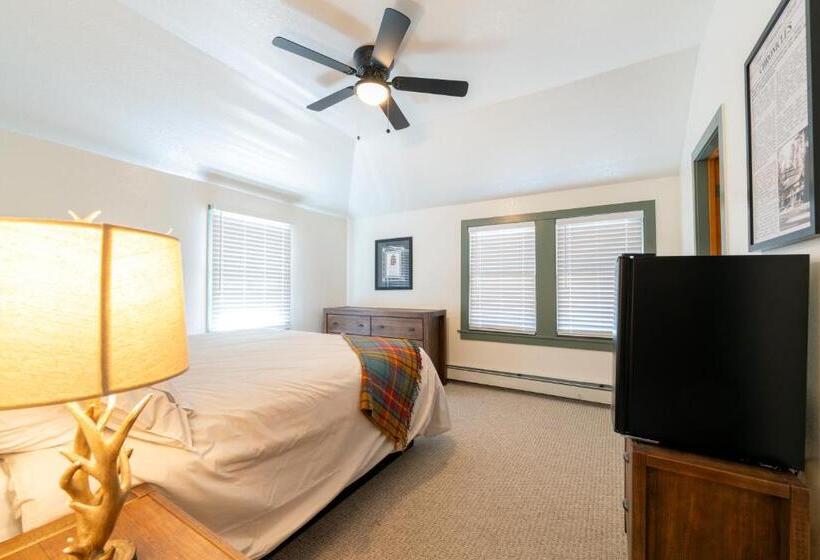 带大床的标准间, Camp Richardson Resort