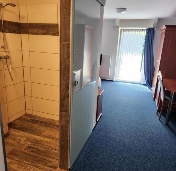 스탠다드 트리플 룸, Hoyers In Pinneberg