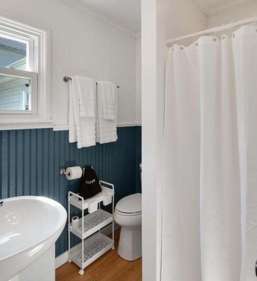 Номер Deluxe Кровать Кинг, Birches Motel