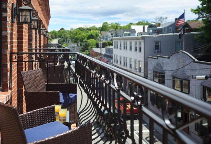 キングサイズベッドのスタンダードルーム, 16 Bay View