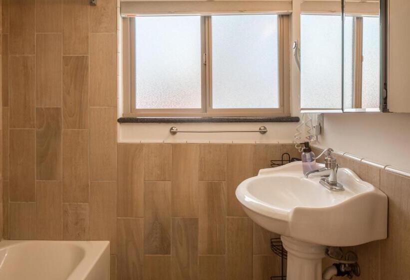 جناح ديلوكس سرير كينج, Andril Fireplace Cottages