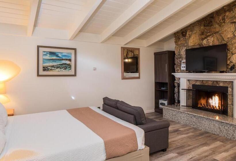 إستوديو قياسى, Andril Fireplace Cottages