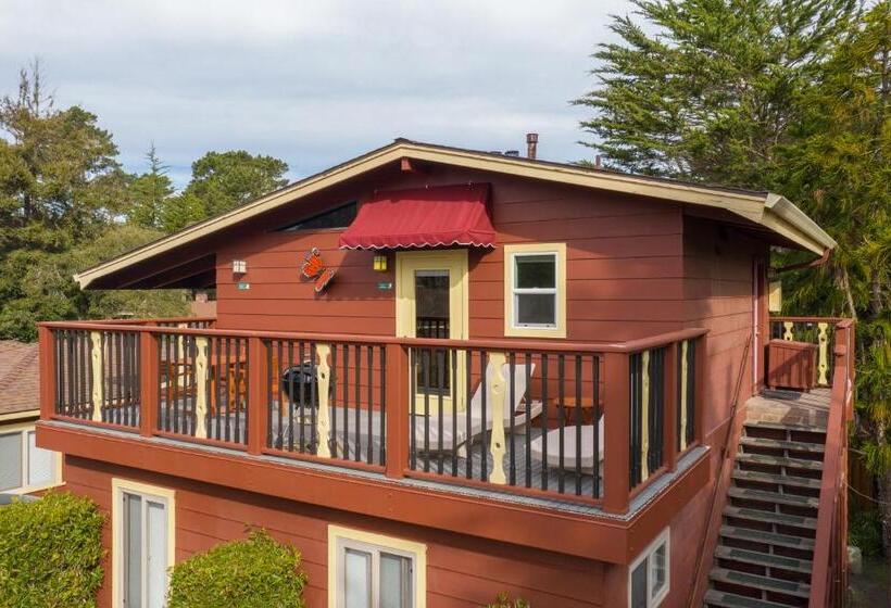 إستوديو قياسى, Andril Fireplace Cottages