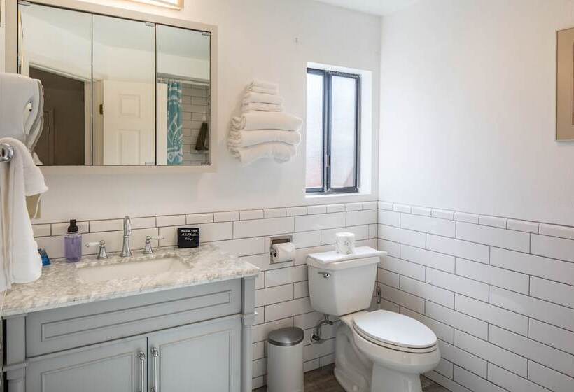스탠다드 룸 킹사이즈 침대, Andril Fireplace Cottages