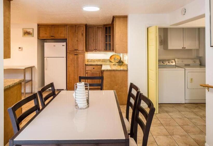 ‫فيلا غرفة نوم واحدة, Andril Fireplace Cottages