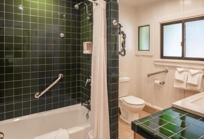 ‫فيلا غرفة نوم واحدة, Andril Fireplace Cottages