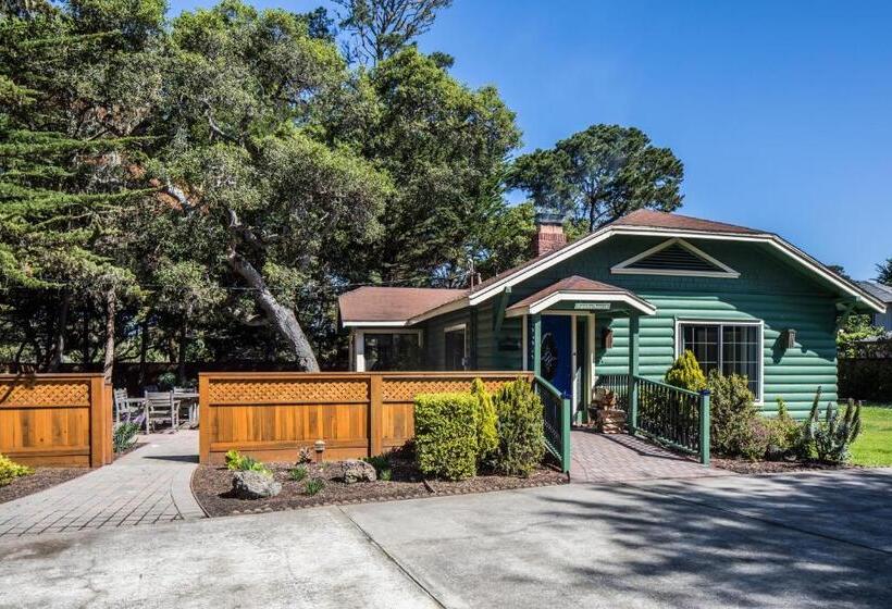 ‫فيلا غرفة نوم واحدة, Andril Fireplace Cottages