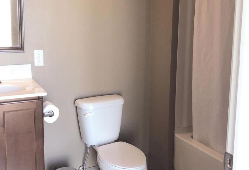 Стандартный Номер Кровать Кинг, Brinton Suites