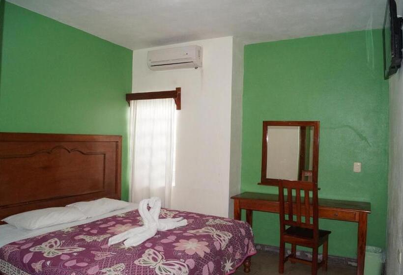 غرفة قياسية, Paraiso Huasteco