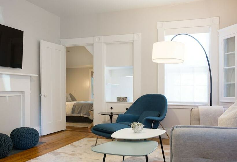 סוויטה דלוקס, Pippa